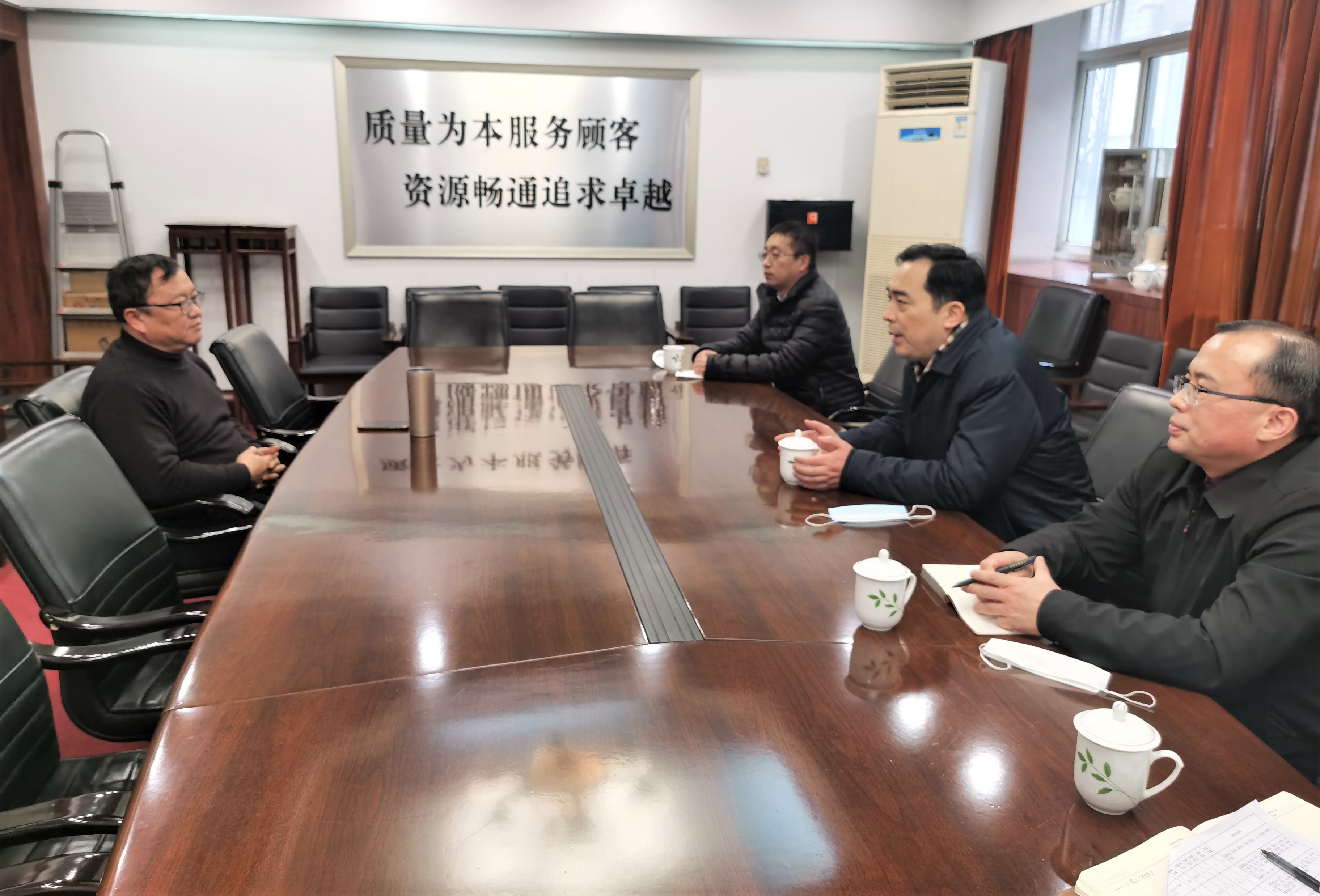 1644482595305379.jpg 1644482595305379.jpg